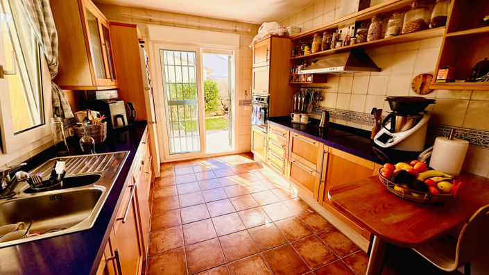 Image No.14-3 Bed Villa for sale