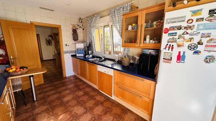 Image No.15-3 Bed Villa for sale