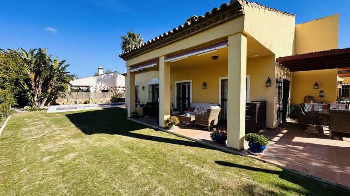 Image No.3-3 Bed Villa for sale