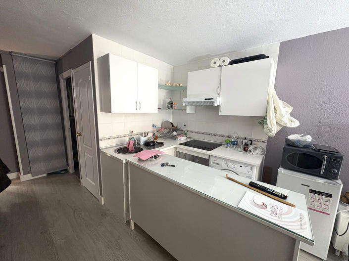 Image No.4-1 Bed Studio for sale