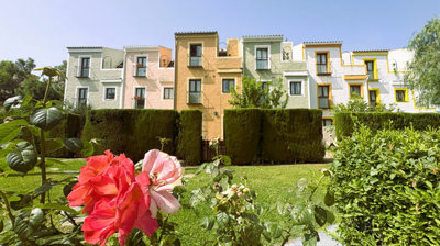 1 - Casares, Townhouse