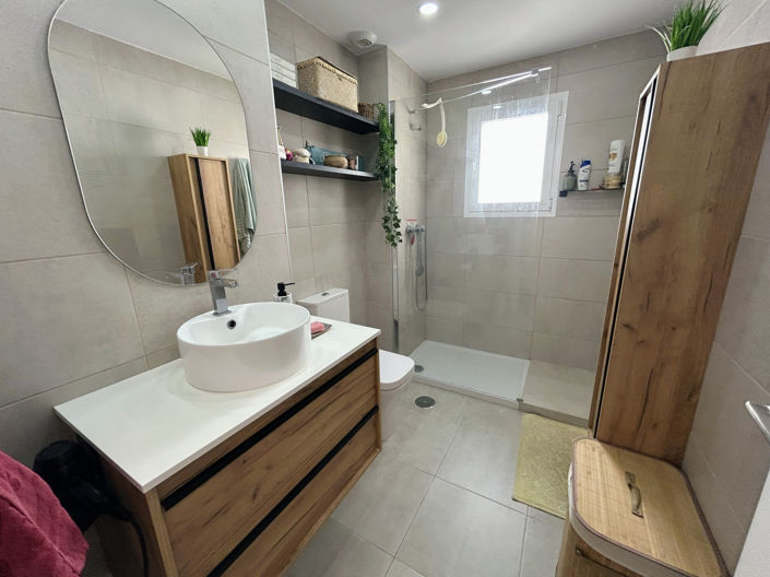 Image No.15-3 Bed Apartment for sale