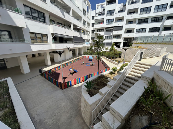 Image No.17-3 Bed Apartment for sale