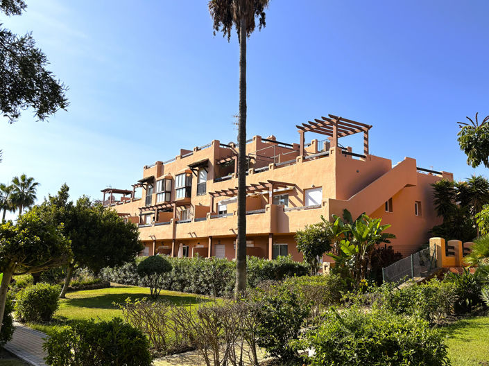 Image No.1-2 Bed Property for sale