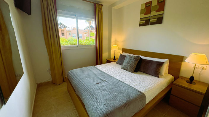 Image No.9-2 Bed Property for sale