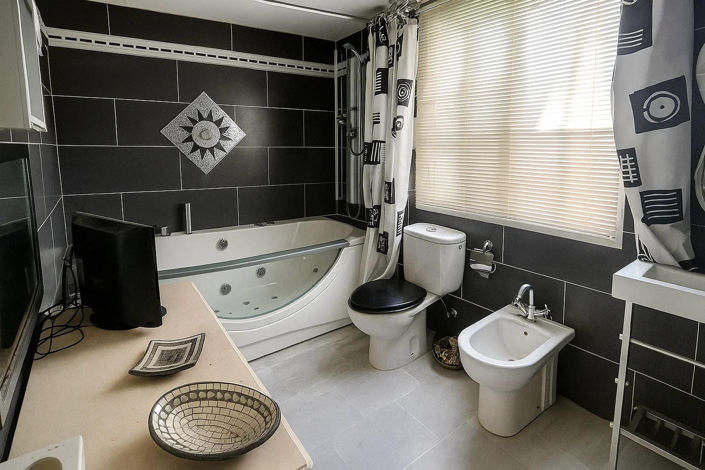 Image No.8-3 Bed Duplex for sale