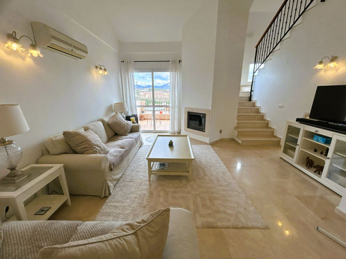 Image No.4-3 Bed Property for sale