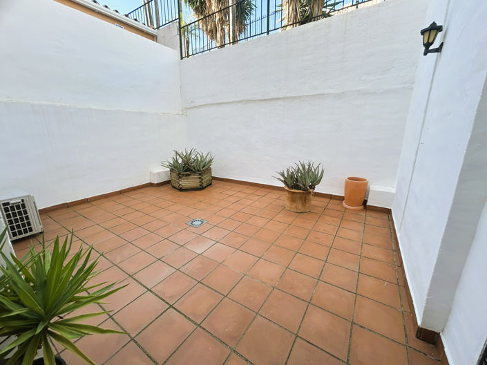 Image No.16-2 Bed Property for sale