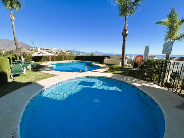 Image No.17-2 Bed Property for sale