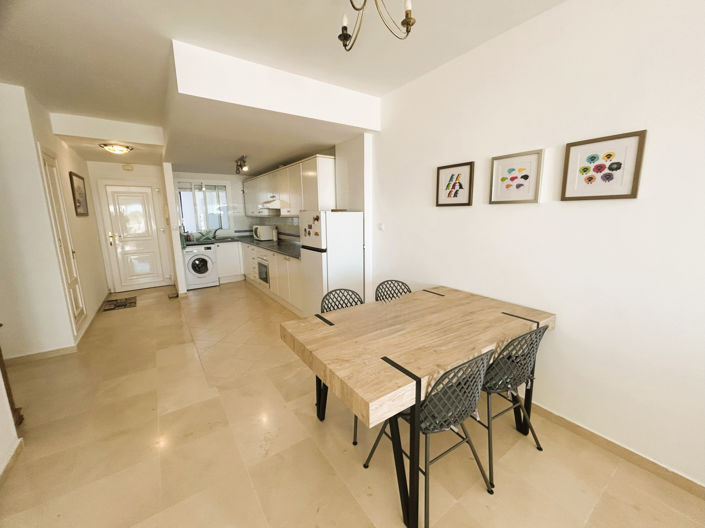 Image No.4-2 Bed Property for sale