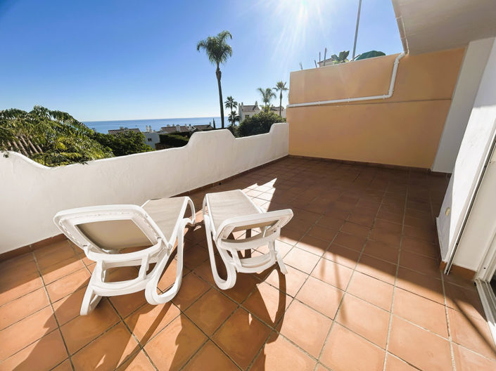 Image No.7-2 Bed Property for sale