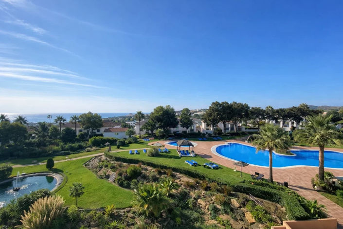 Image No.14-2 Bed Property for sale