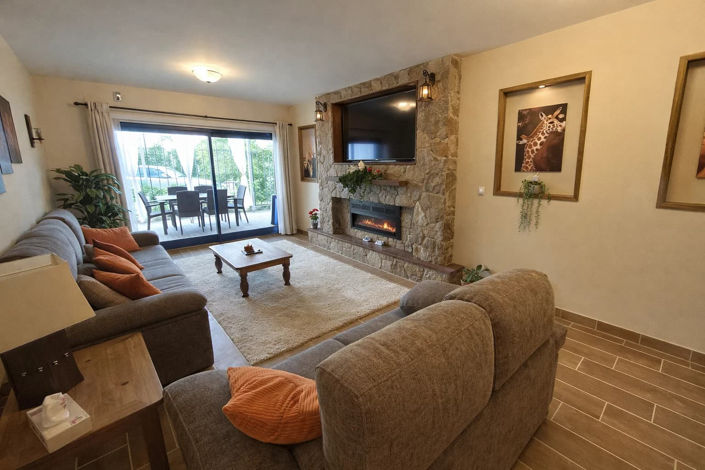 Image No.7-2 Bed Property for sale