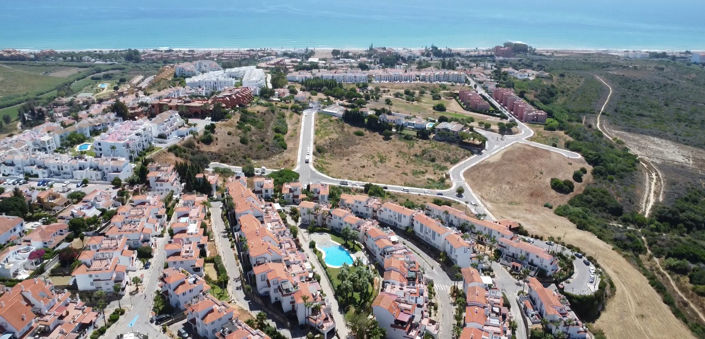 Image No.17-2 Bed Property for sale