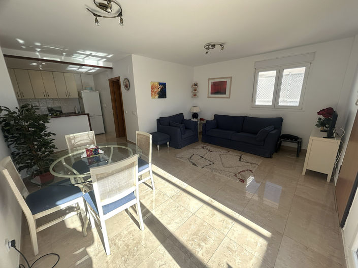 Image No.4-2 Bed Property for sale