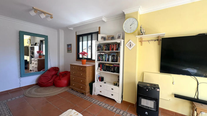 Image No.12-3 Bed Villa for sale