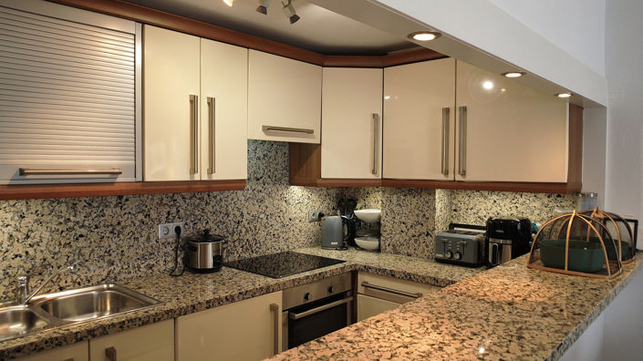 Image No.10-2 Bed Apartment for sale