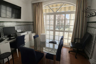 b98le8d7m9k3degpefzhs0lif8u4xzvzhwxtmggyekxx9