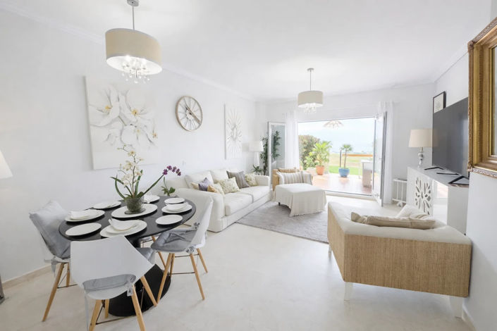 Image No.3-3 Bed Property for sale