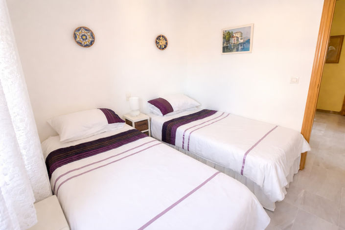 Image No.8-3 Bed Apartment for sale