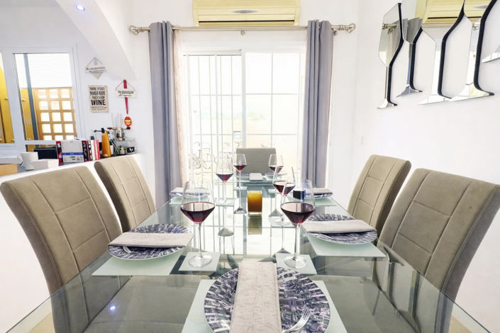 Image No.8-3 Bed Townhouse for sale