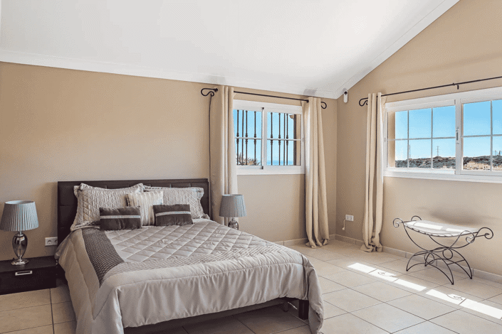 Image No.29-4 Bed Villa for sale