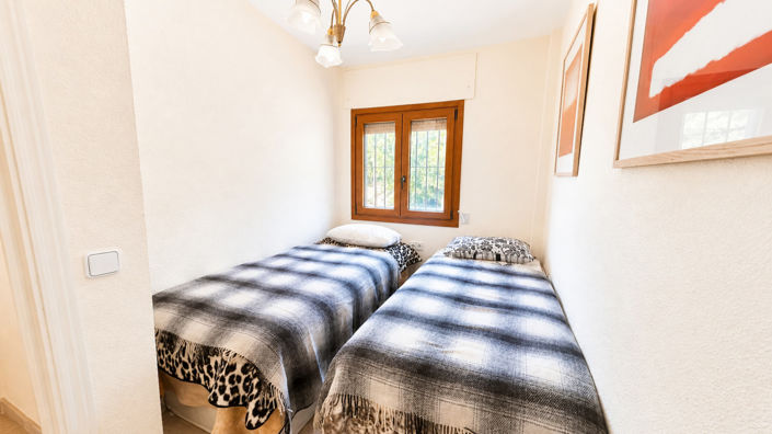 Image No.9-3 Bed Townhouse for sale