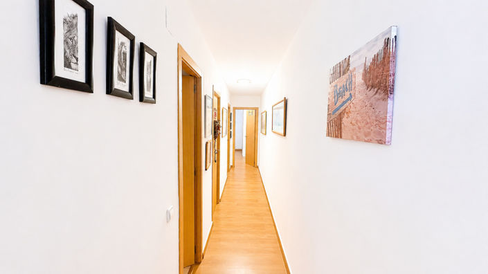 Image No.10-3 Bed Apartment for sale