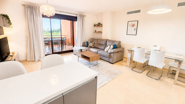 Image No.8-3 Bed Apartment for sale