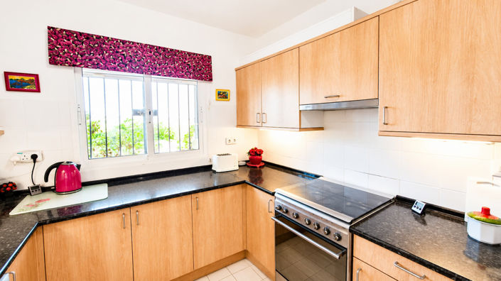 Image No.8-2 Bed Property for sale