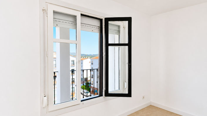 Image No.13-1 Bed Apartment for sale