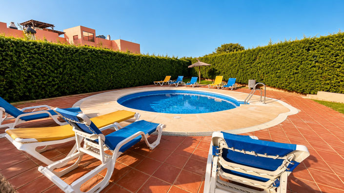 Image No.15-2 Bed Property for sale