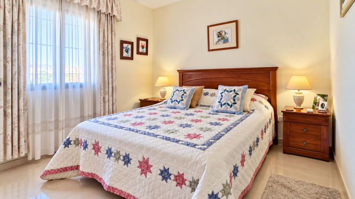 Image No.23-3 Bed House for sale