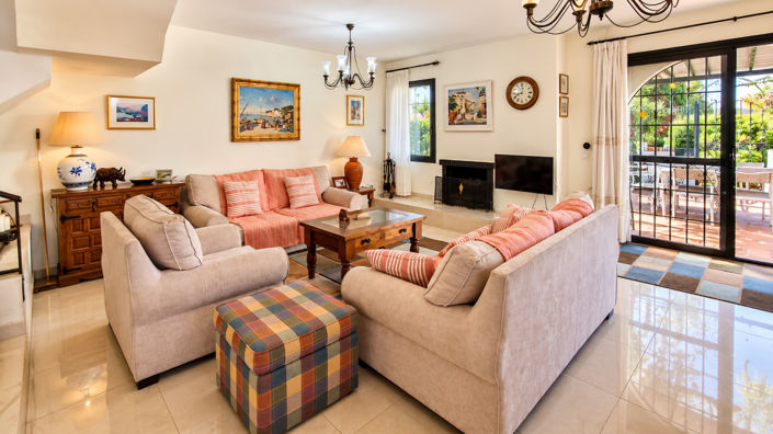 Image No.6-3 Bed House for sale