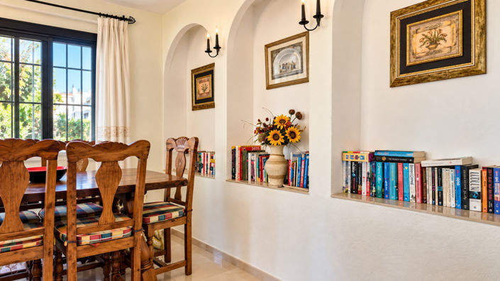 Image No.9-3 Bed House for sale