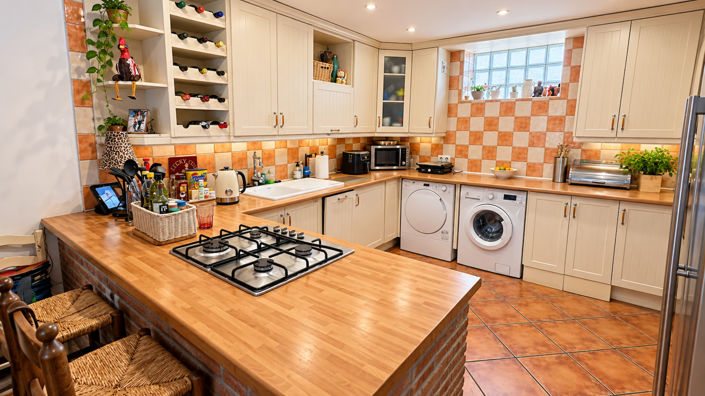 Image No.3-2 Bed Townhouse for sale