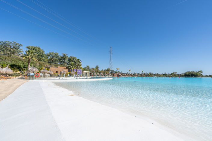 Image No.49-3 Bed Property for sale