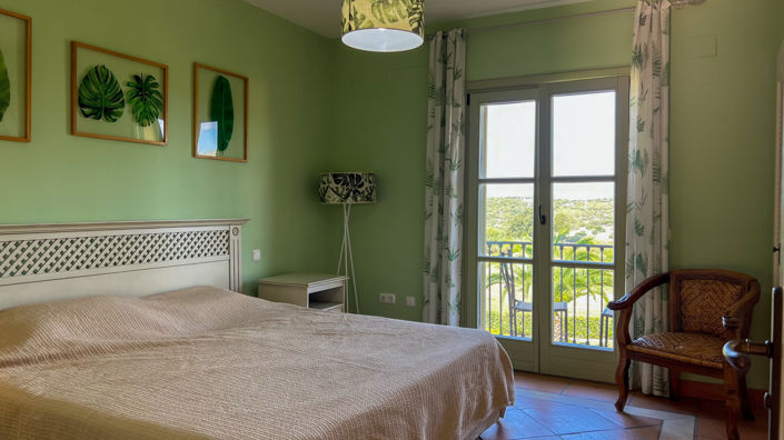 Image No.24-3 Bed Townhouse for sale