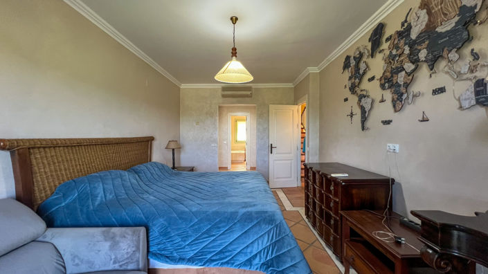 Image No.32-3 Bed Townhouse for sale