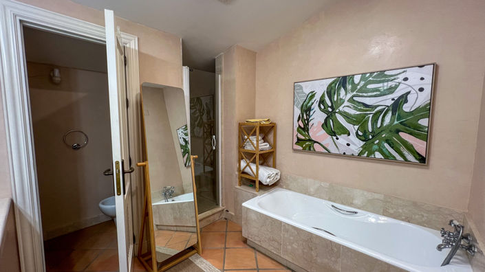 Image No.46-3 Bed Townhouse for sale