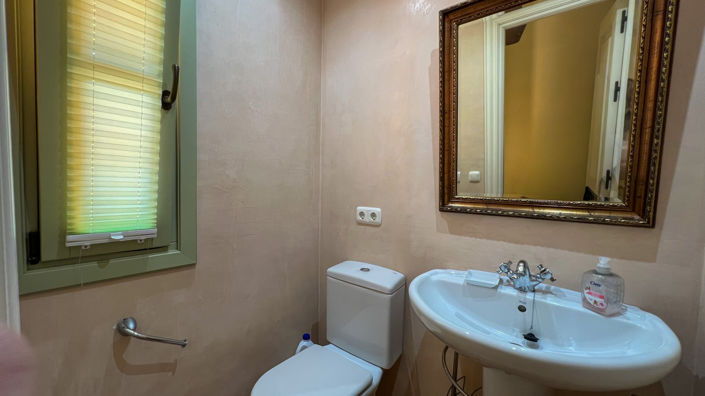 Image No.48-3 Bed Townhouse for sale