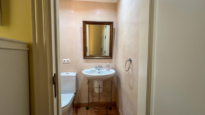 Image No.49-3 Bed Townhouse for sale