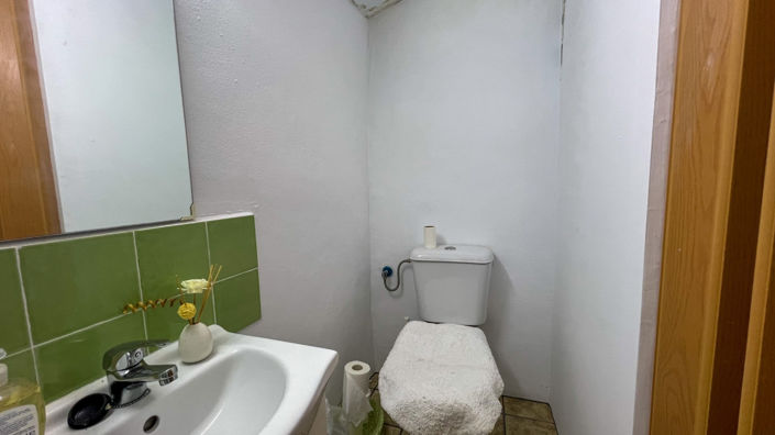 Image No.10-2 Bed Townhouse for sale