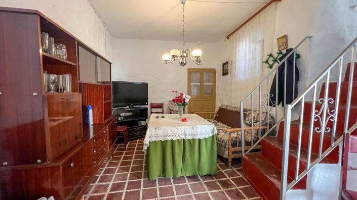 Image No.6-2 Bed Townhouse for sale