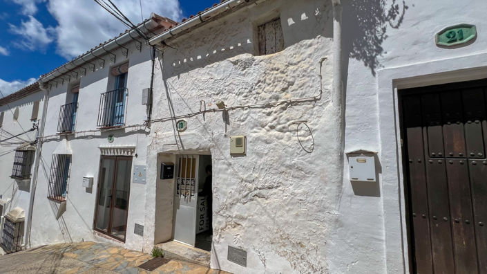 Image No.1-2 Bed Townhouse for sale