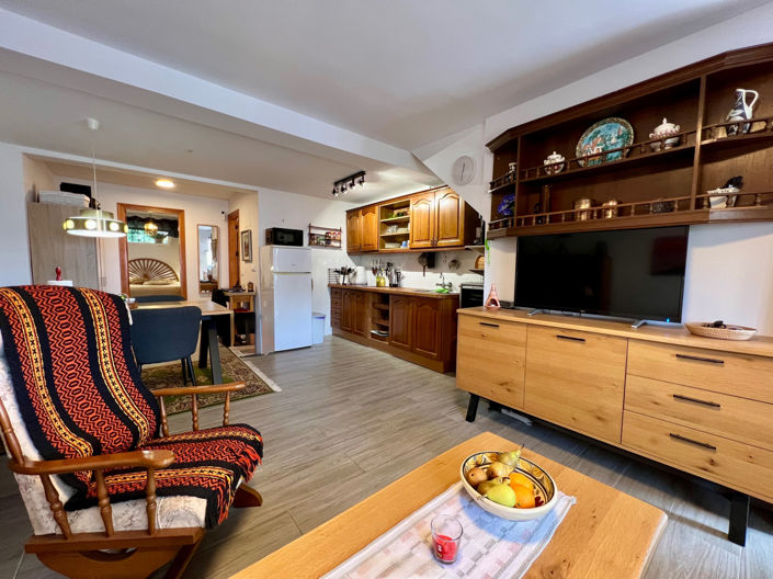 Image No.11-3 Bed Townhouse for sale