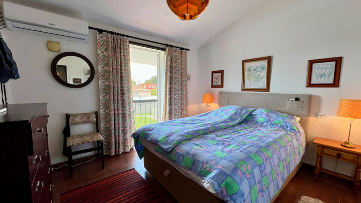 Image No.26-3 Bed Townhouse for sale