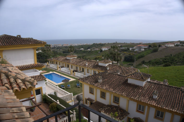 Image No.32-4 Bed House for sale