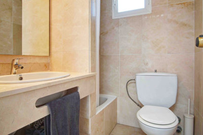 b98le8d7m9k3degpefzhs0lif8u4xzvzhwxtmggyekxx9