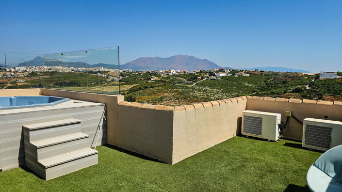 Image No.14-4 Bed House for sale